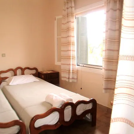 Aristidis Holiday home *